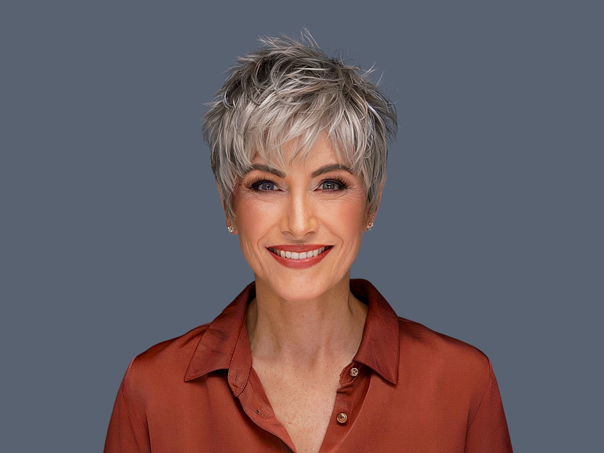 Stylish choppy pixie styles for women
